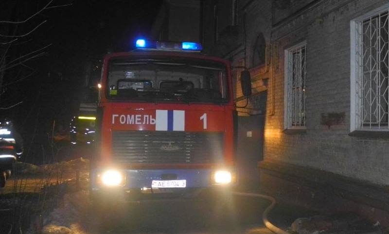 В Гомеле на Быховской при пожаре в многоэтажке спасли женщину